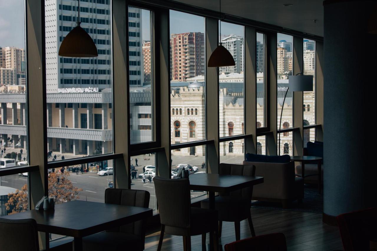 Hotel Parkside & Baku