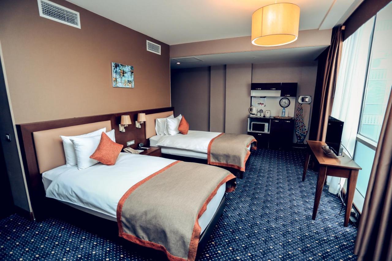 Parkside & Hotel 4*