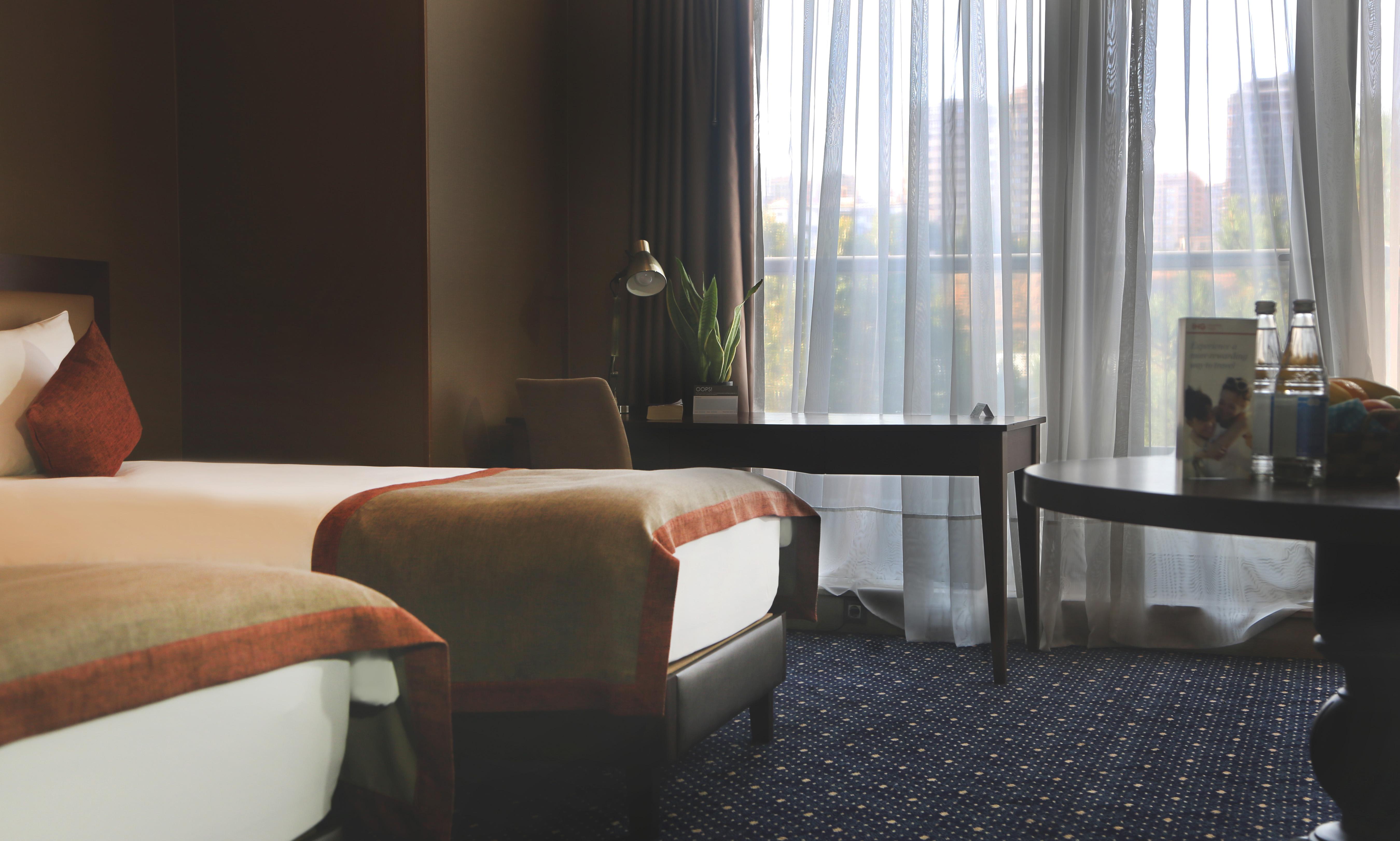 Parkside & Hotel 4*